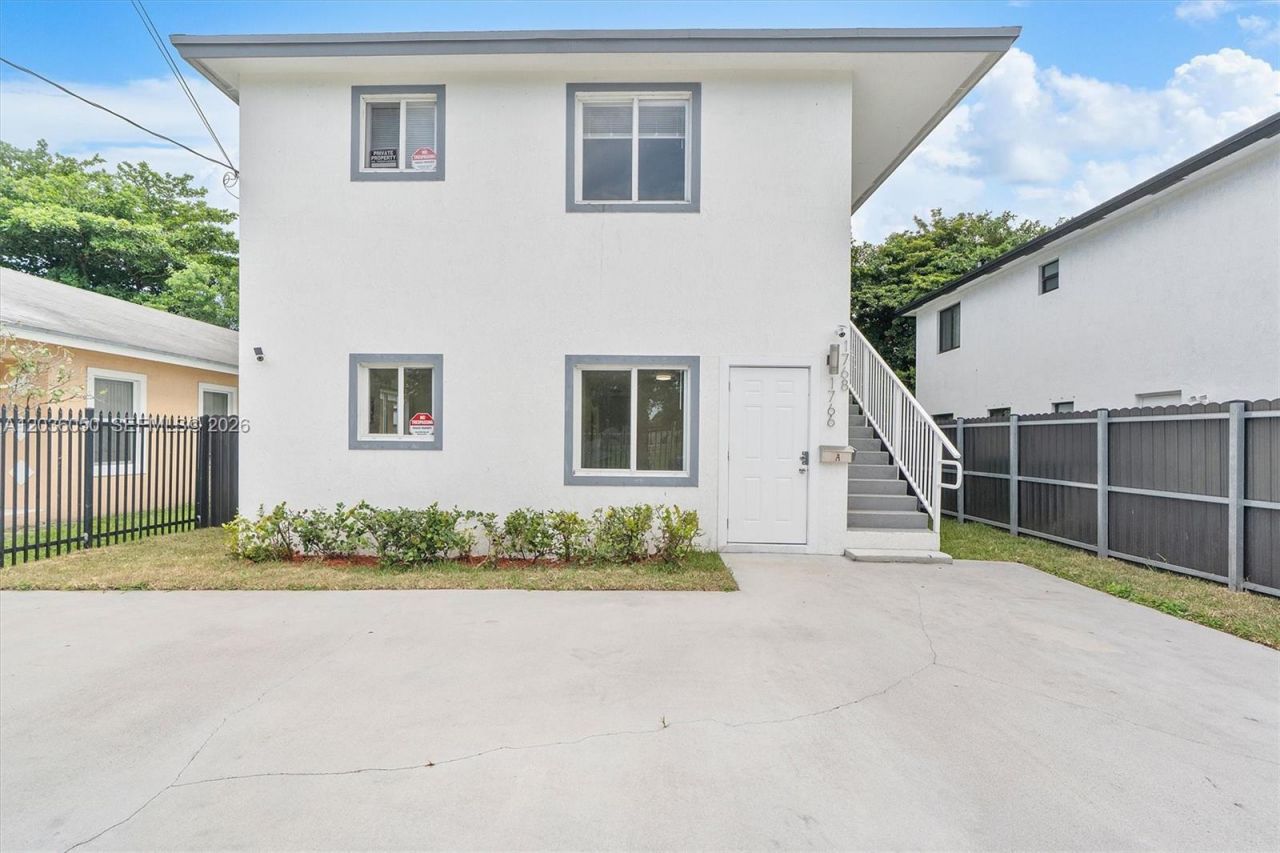 1766 NW 68th Ter , Miami, FL 33147 Photo