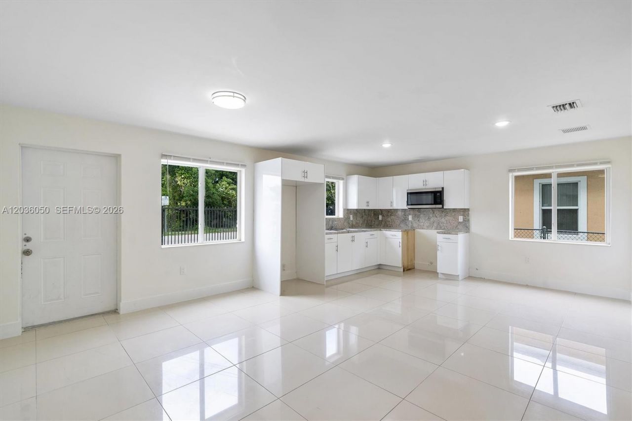 1766 NW 68th Ter , Miami, FL 33147 Photo