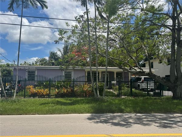 11290 SW 47th Ter , Miami, FL 33165