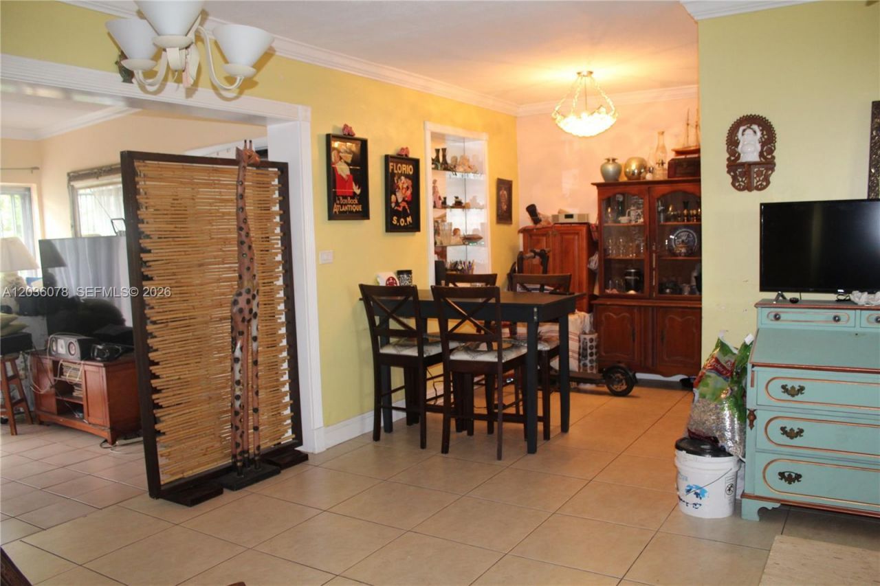 11290 SW 47th Ter, Miami, FL 33165 Photo
