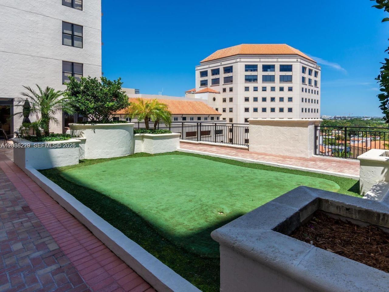 888 S Douglas Rd , Unit 605, Coral Gables, FL 33134 Photo