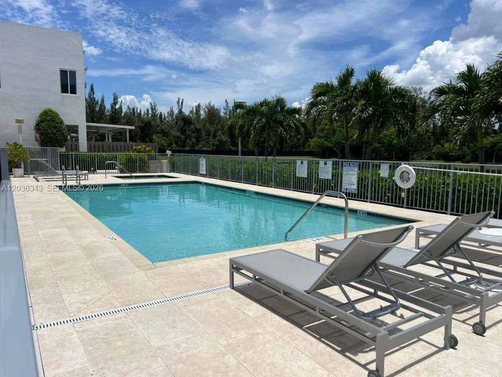 7117 NW 103rd Path, Doral, FL 33178 Photo
