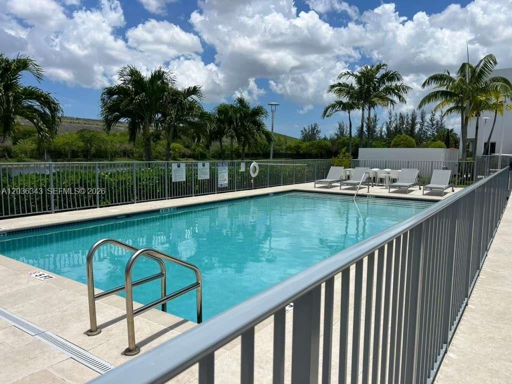 7117 NW 103rd Path, Doral, FL 33178 Photo