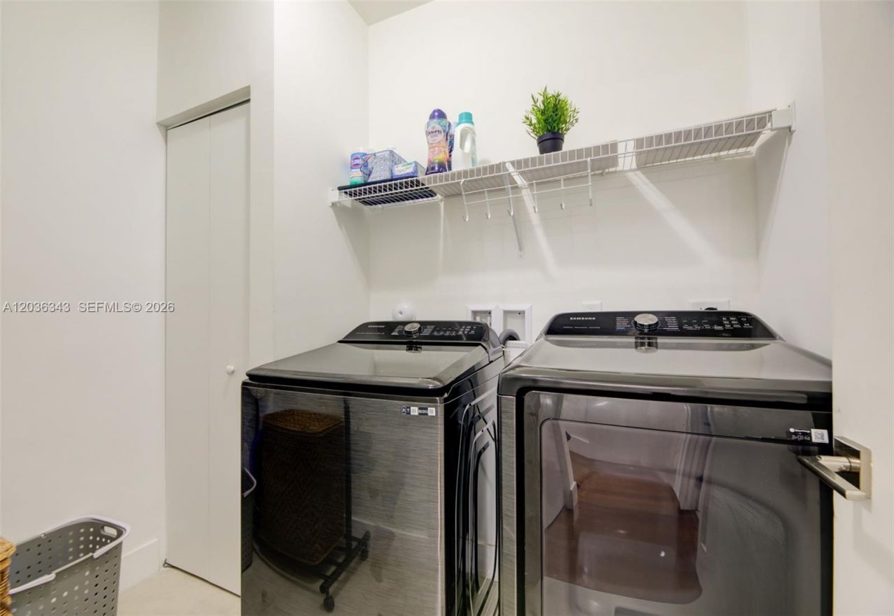 7117 NW 103rd Path, Doral, FL 33178 Photo