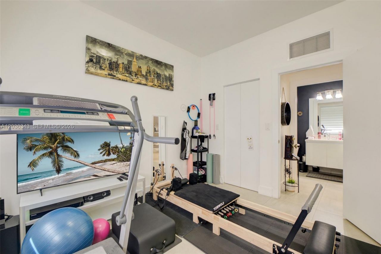 7117 NW 103rd Path, Doral, FL 33178 Photo