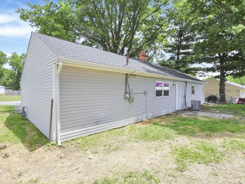 201 E Dorchester Drive, Baltimore, OH 43105 Photo 28