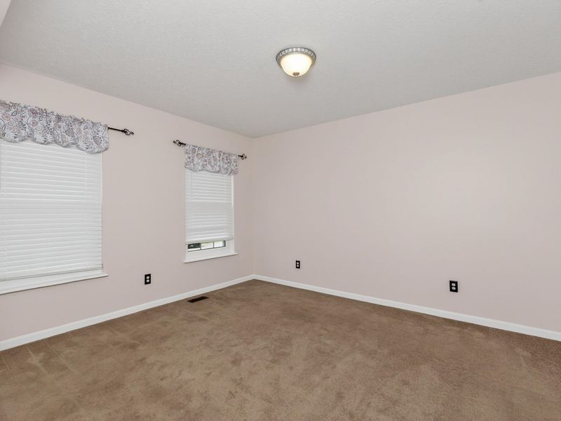 596 Buckshire Glen Drive, Florence, KY 41042 Photo 12