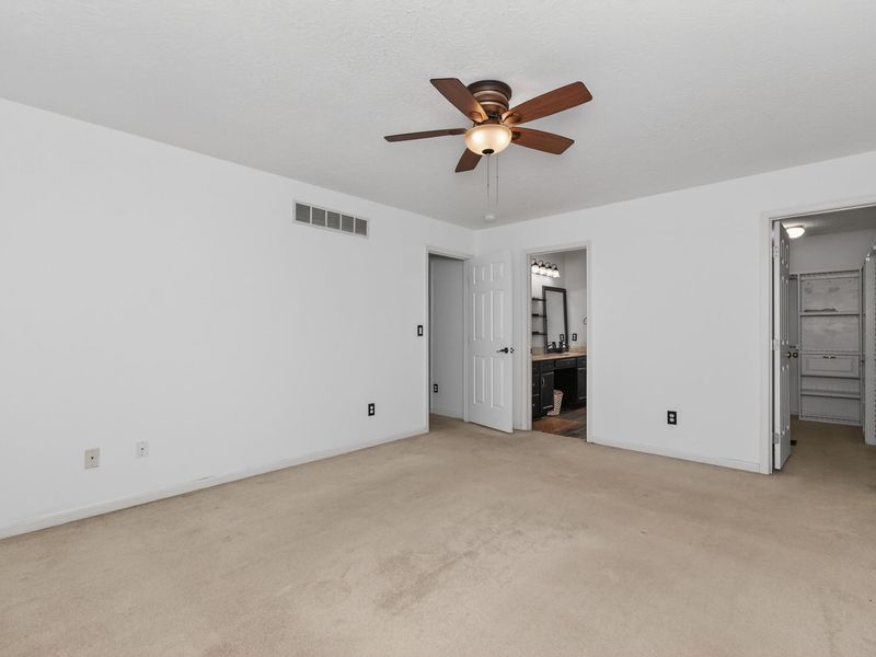 596 Buckshire Glen Drive, Florence, KY 41042 Photo 16