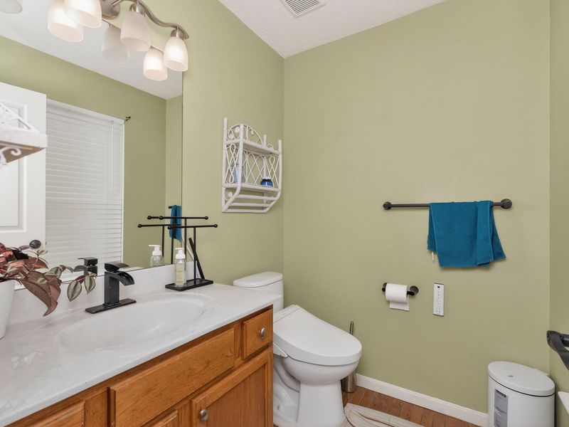 596 Buckshire Glen Drive, Florence, KY 41042 Photo 4