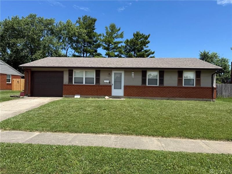 741 Homeway Drive, New Lebanon, OH 45345 Photo 1