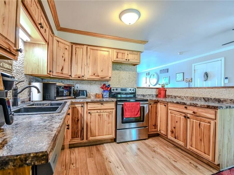 741 Homeway Drive, New Lebanon, OH 45345 Photo 13