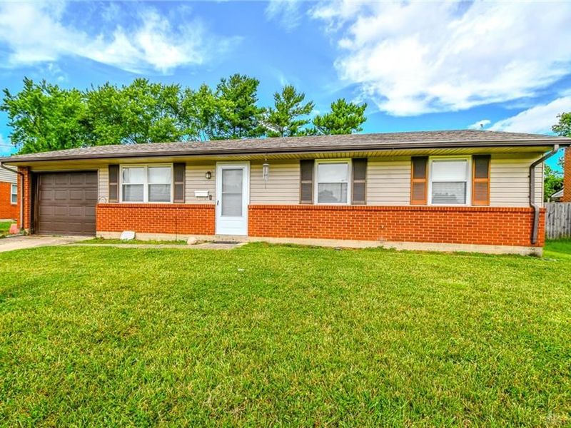 741 Homeway Drive, New Lebanon, OH 45345 Photo 5