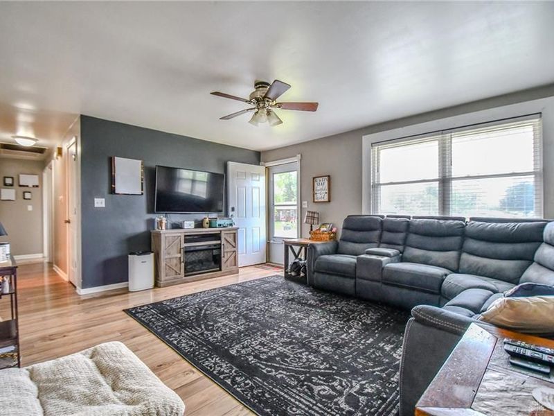 741 Homeway Drive, New Lebanon, OH 45345 Photo 7