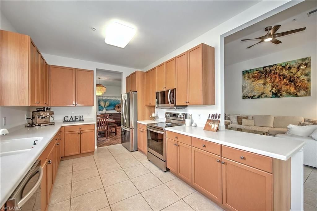 18910 Bay Woods Lake Dr , Unit 203, Fort Myers, FL 33908 Photo