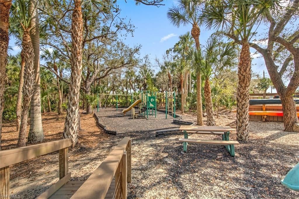 18910 Bay Woods Lake Dr , Unit 203, Fort Myers, FL 33908 Photo