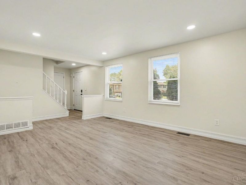 11273 Leander Court, Forest Park, OH 45240 Photo 6