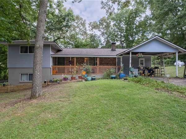 31 Rock Fence Circle SE, Cartersville, GA 30121