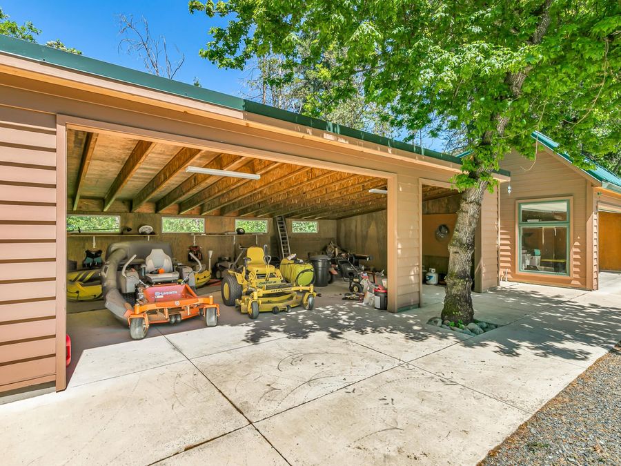 Property Image 109
