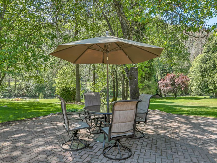 Property Image 95