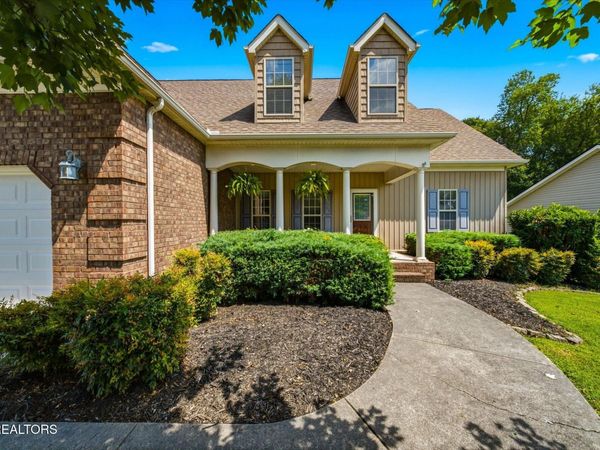 6848 Harvest Grove Lane, Knoxville, TN 37918