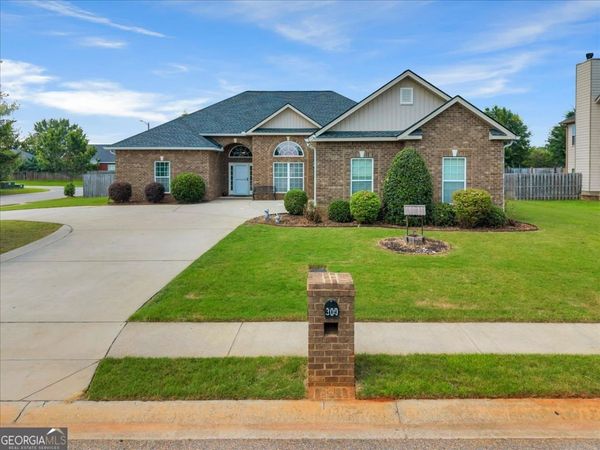 300 Post Oak Way, Warner Robins, GA 31088
