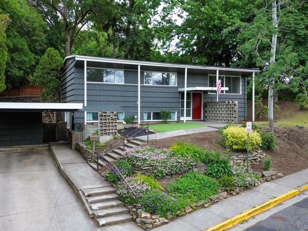 1000 NE Duncan Lane, Pullman, WA 99163