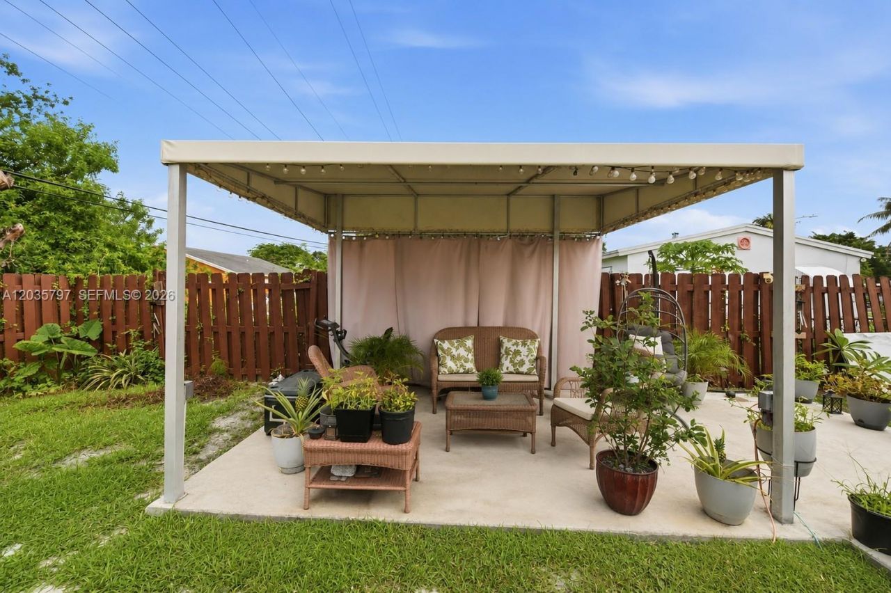 16420 NW 18th Pl , Miami Gardens, FL 33054 Photo