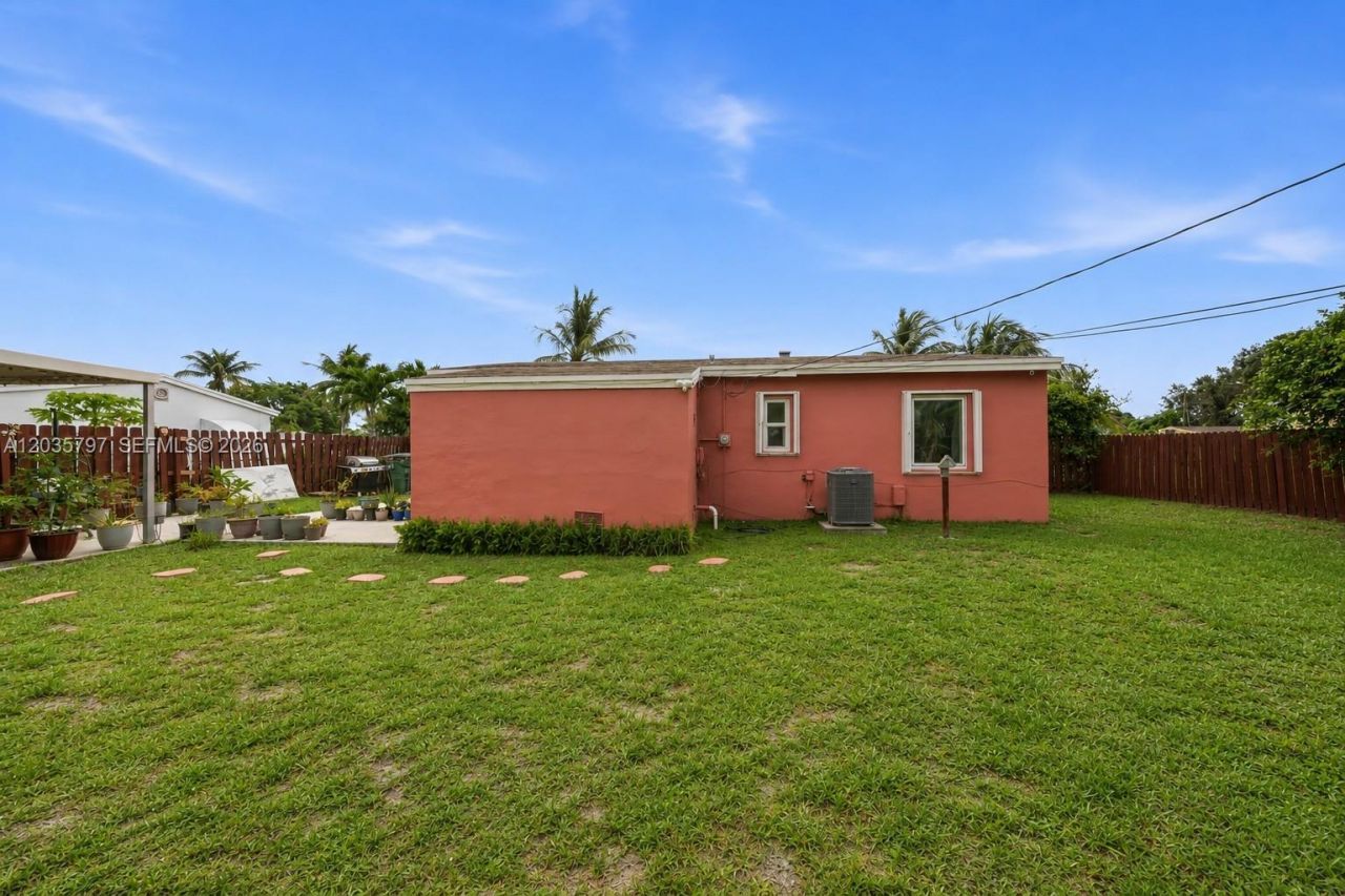 16420 NW 18th Pl , Miami Gardens, FL 33054 Photo
