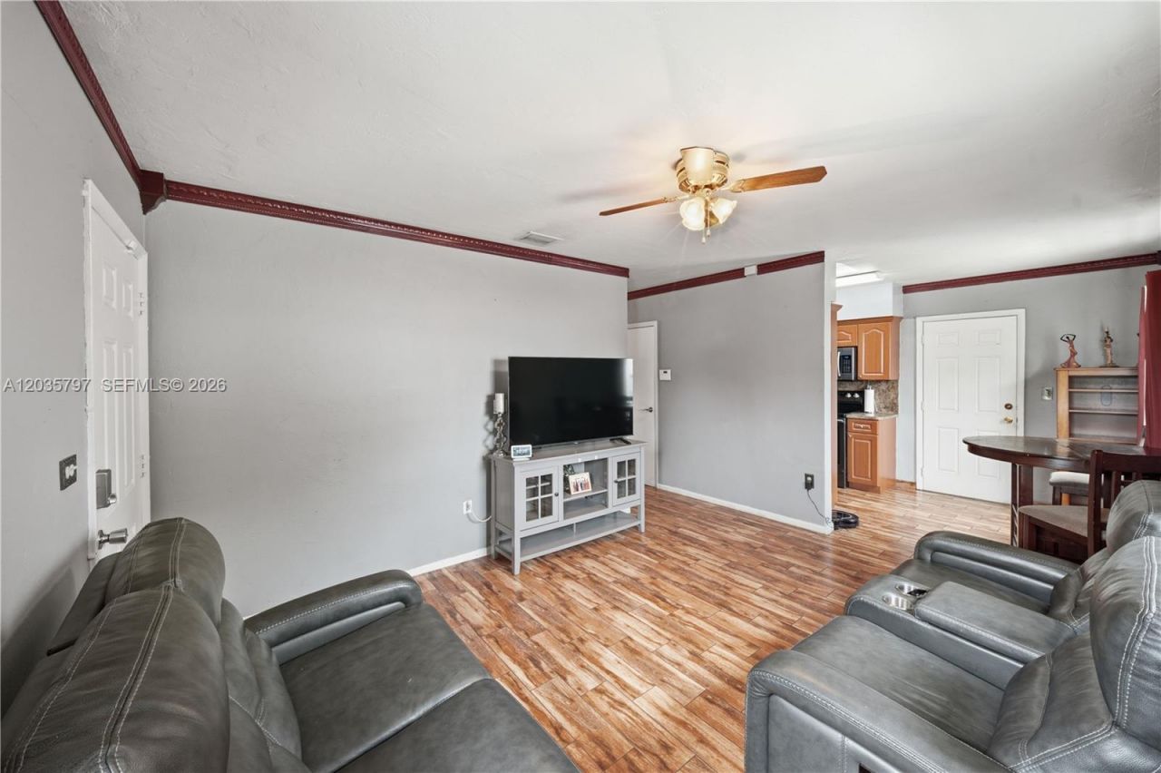 16420 NW 18th Pl , Miami Gardens, FL 33054 Photo