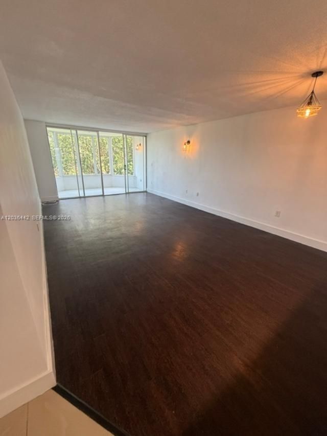 1101 NE 191st St , Unit H401, Miami, FL 33179 Photo