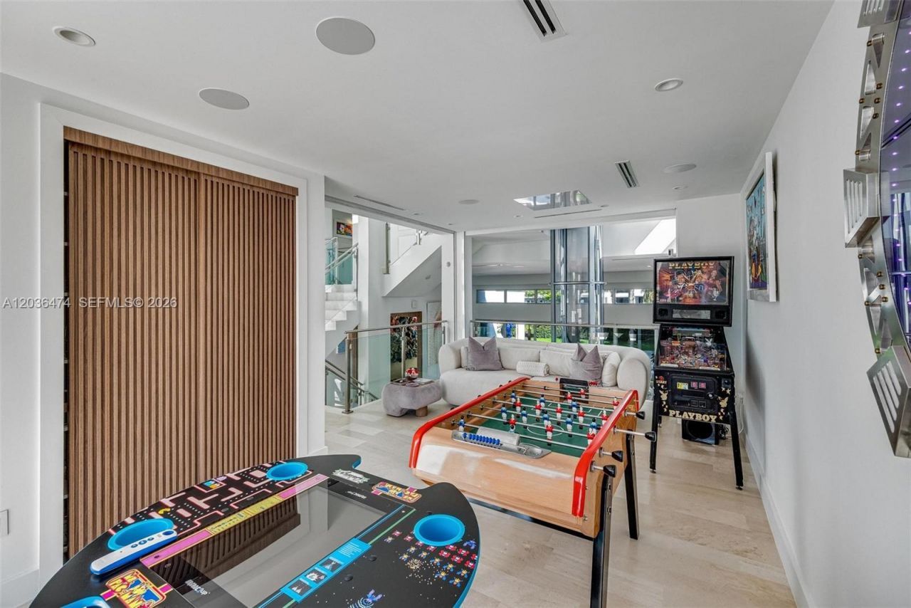 470 S Shore Dr, Miami Beach, FL 33141 Photo