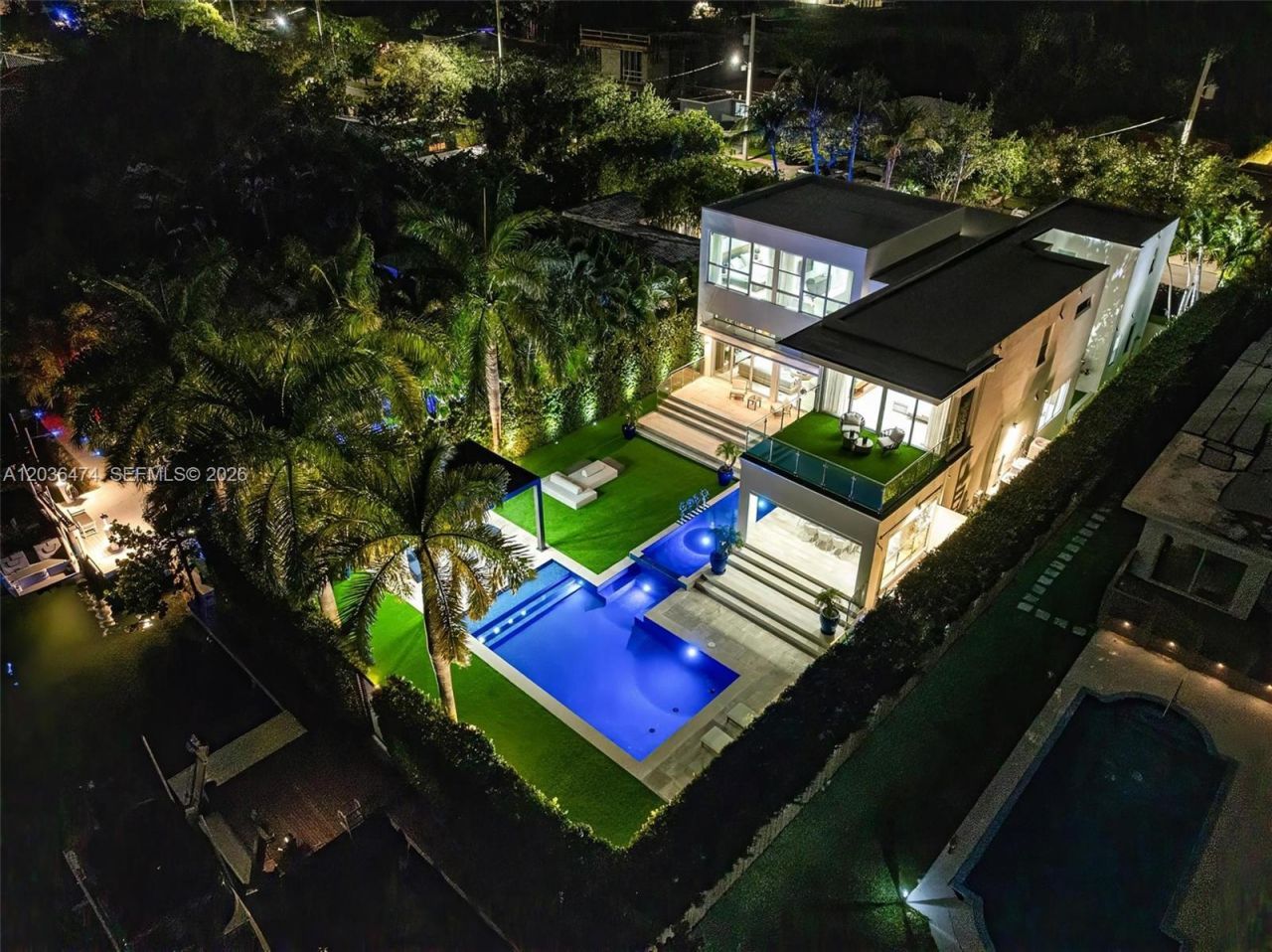 470 S Shore Dr, Miami Beach, FL 33141 Photo