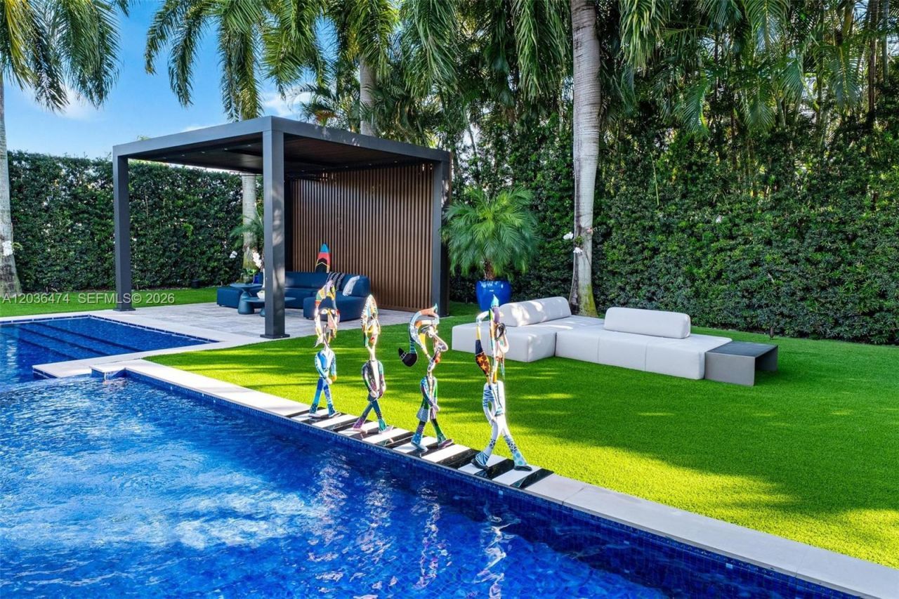 470 S Shore Dr, Miami Beach, FL 33141 Photo