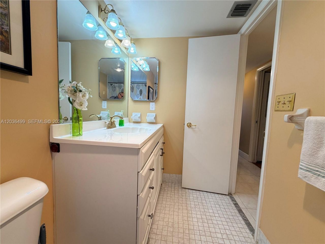 3241 Holiday Springs Blvd , Unit 204, Margate, FL 33063 Photo