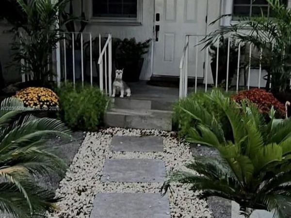 1055 NW 58th Ter, Miami, FL 33127