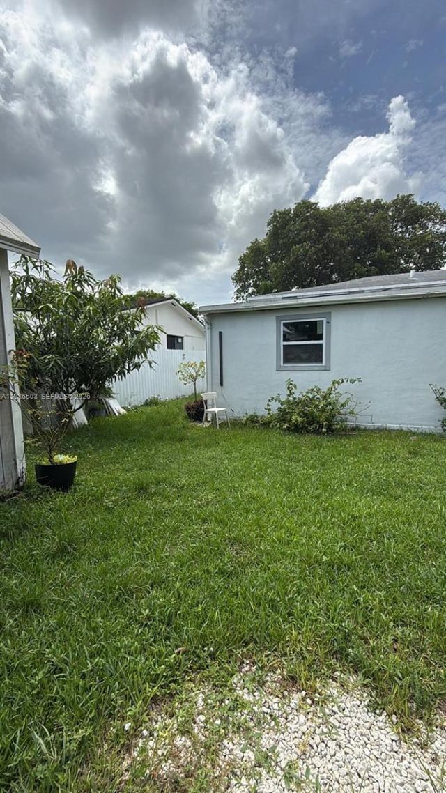 1055 NW 58th Ter, Miami, FL 33127 Photo