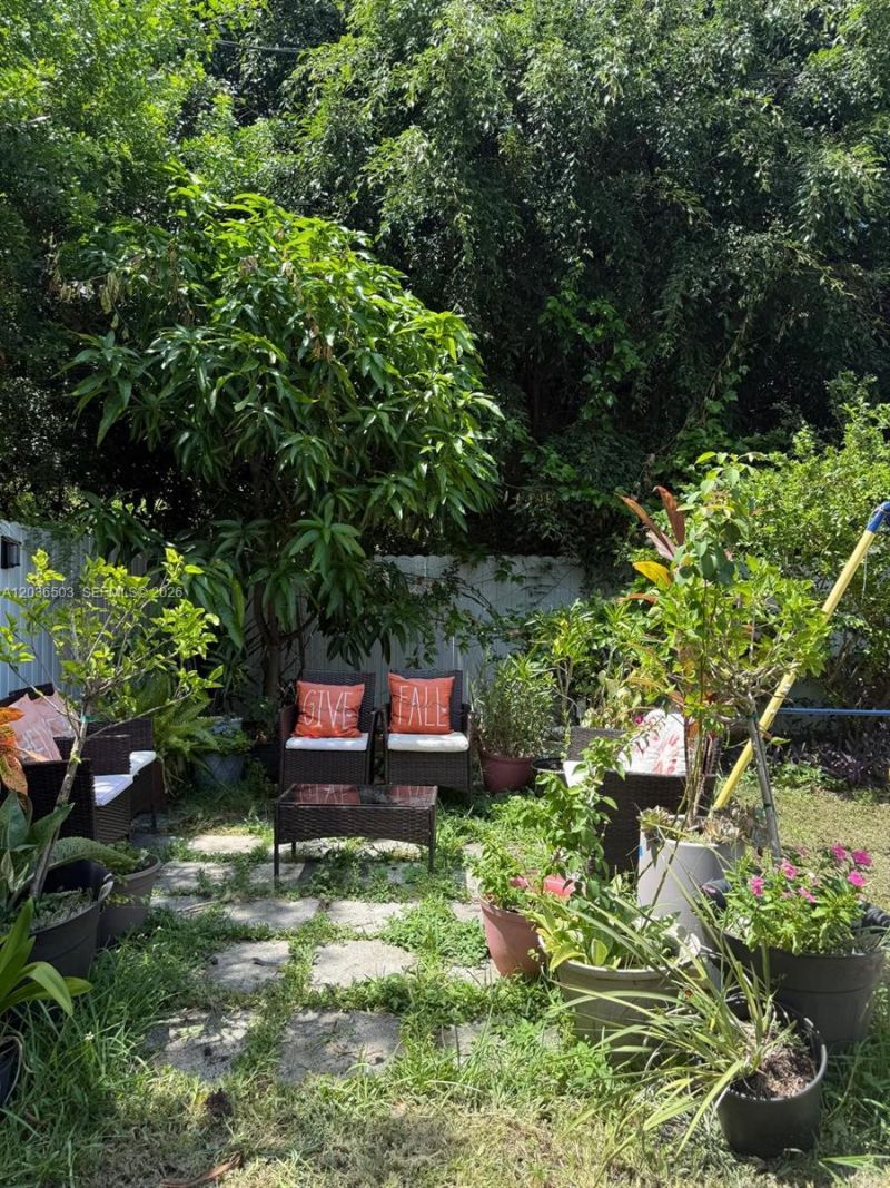1055 NW 58th Ter, Miami, FL 33127 Photo