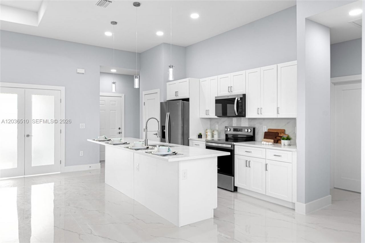 804 Curtis Ave N , Lehigh Acres, FL 33971 Photo