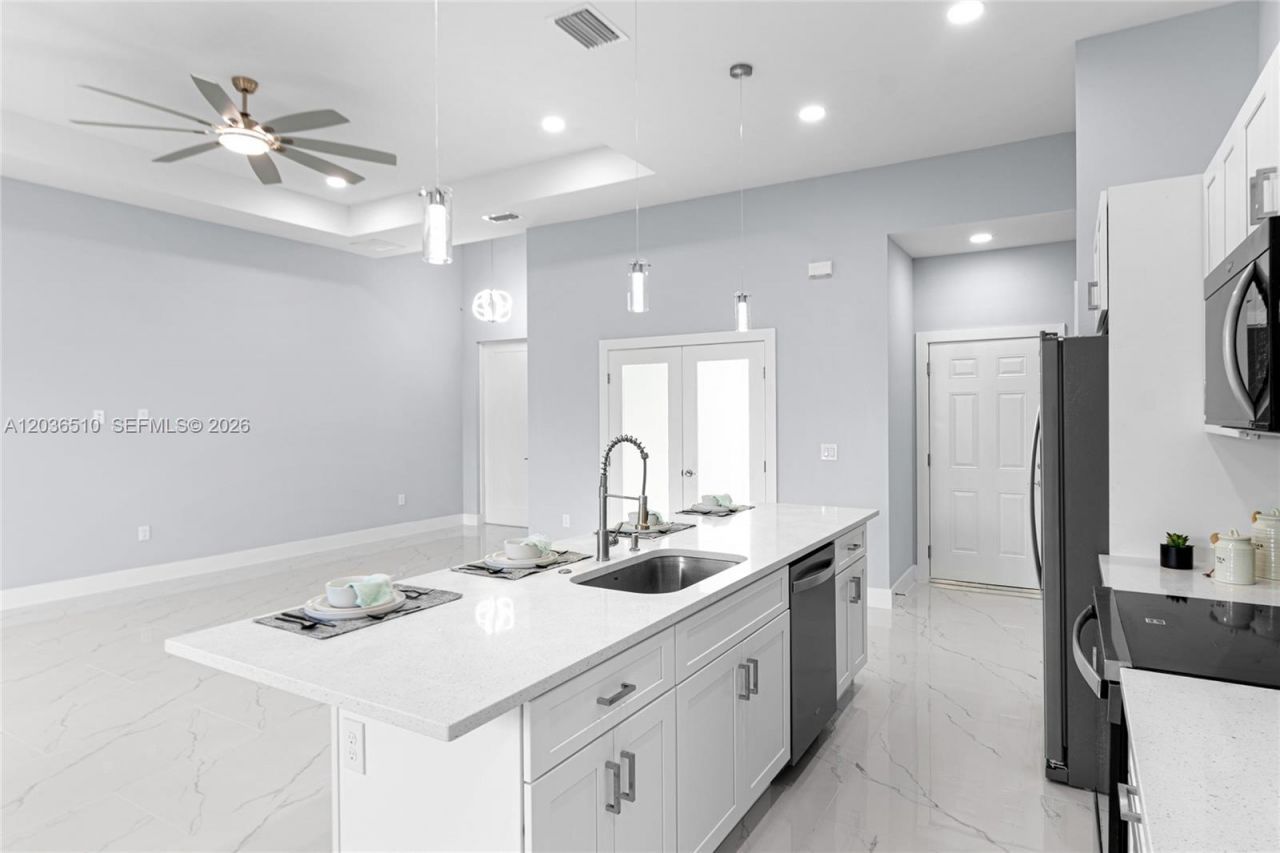 804 Curtis Ave N , Lehigh Acres, FL 33971 Photo