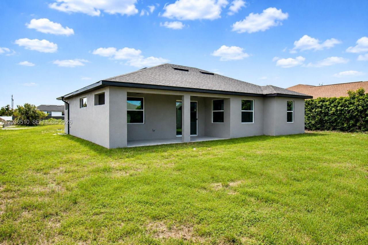 804 Curtis Ave N , Lehigh Acres, FL 33971 Photo