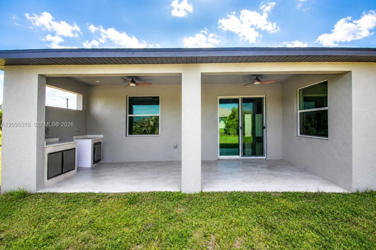 804 Curtis Ave N , Lehigh Acres, FL 33971 Photo