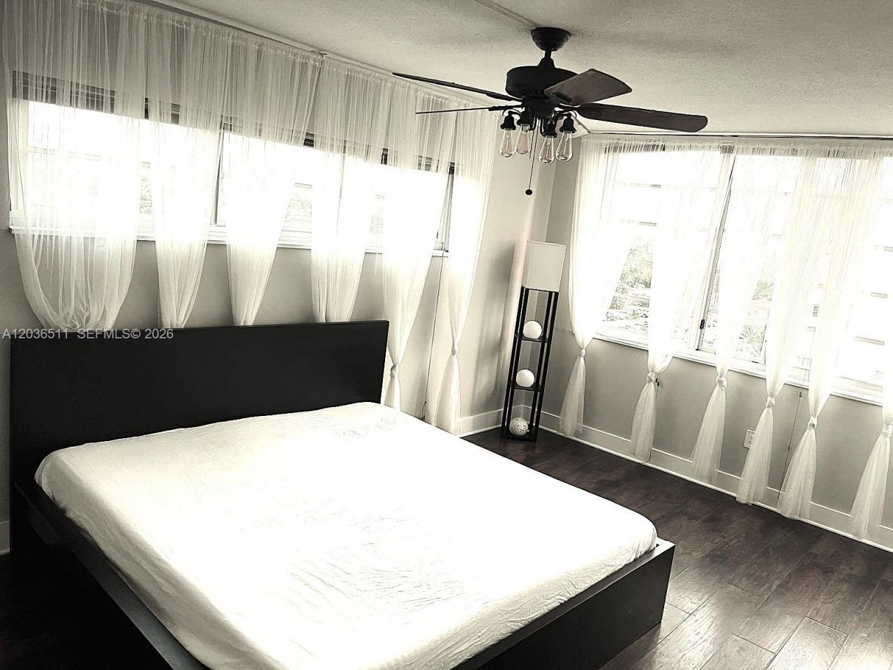 1770 NE 191st St, Unit 700-1, Miami, FL 33179 Photo