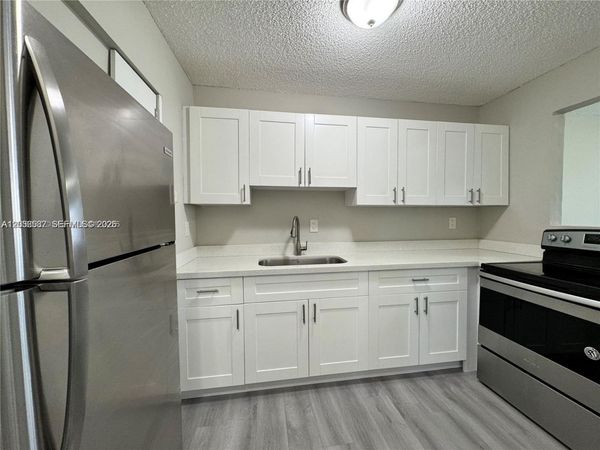 2237 Taylor St , Unit 6, Hollywood, FL 33020