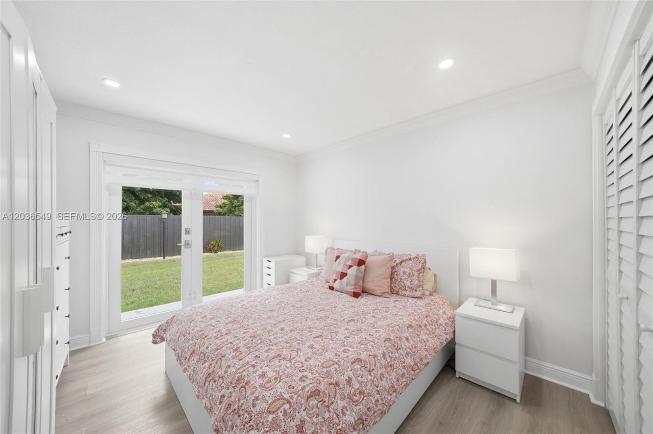 881 NW 133rd Ave, Miami, FL 33182 Photo
