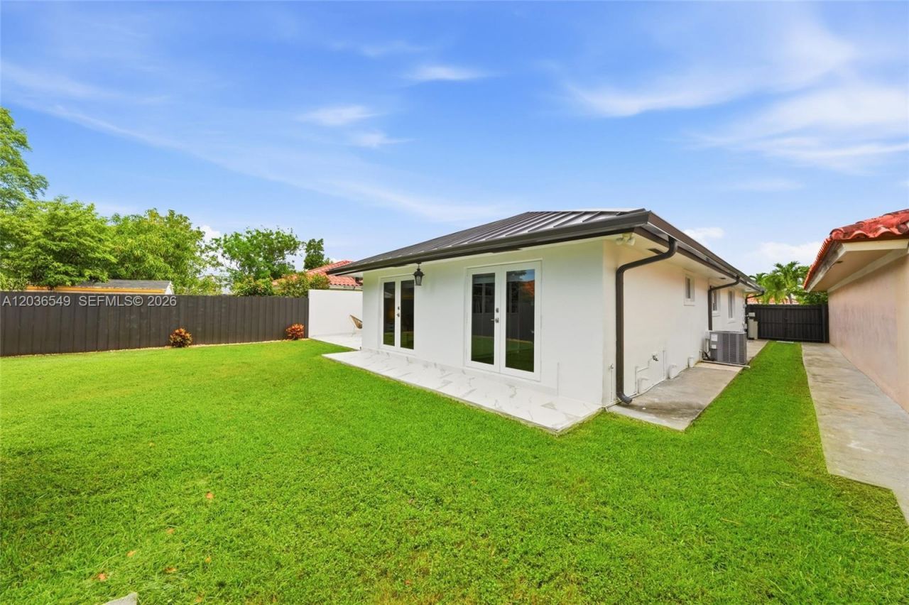 881 NW 133rd Ave, Miami, FL 33182 Photo