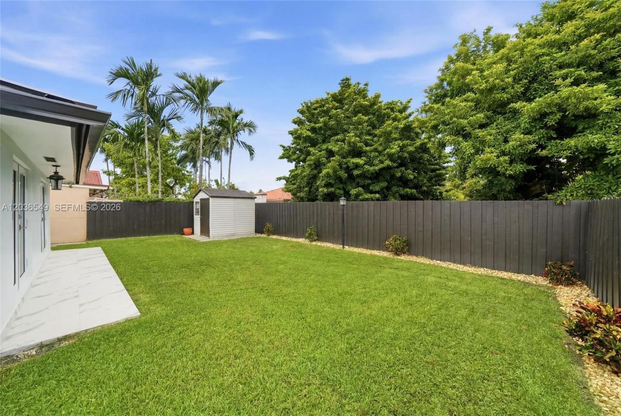 881 NW 133rd Ave, Miami, FL 33182 Photo