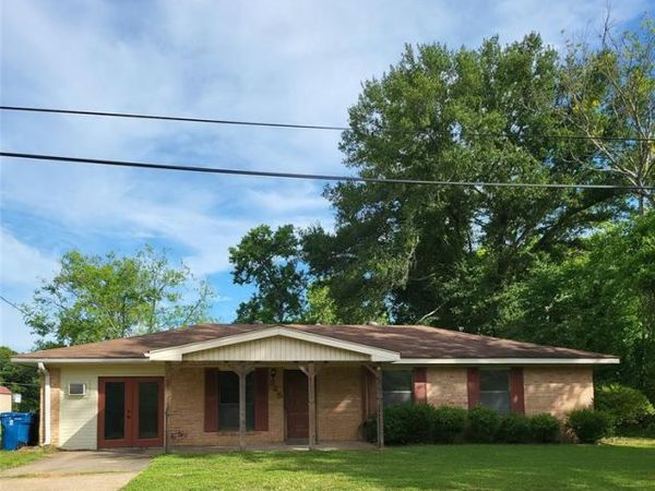 345 Warriner Avenue, Shreveport, LA 71107