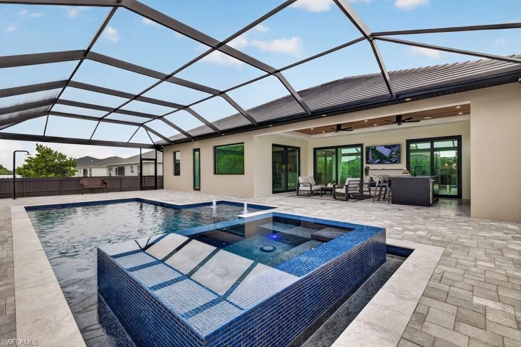 422 SW 31st Ave, Cape Coral, FL 33991 Photo