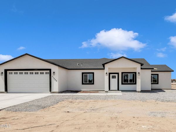 37668 W ILLINI Street, Tonopah, AZ 85354