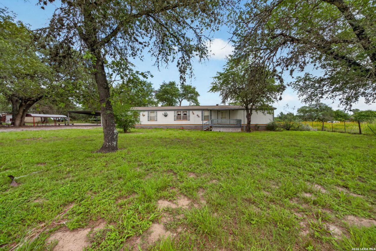 23398 Mathis Rd, Elmendorf, TX 78112 Main Photo